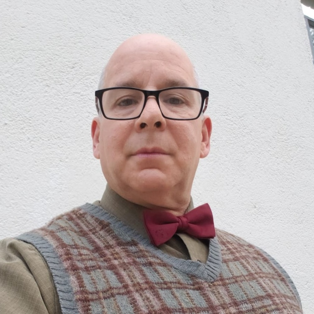 Meet your Posher, Larry
